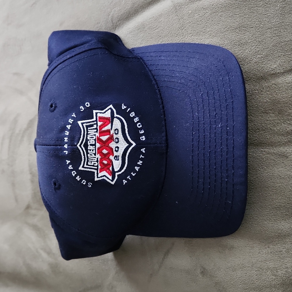 Super Bowl XXXVI Logo Athletic Navy ball cap